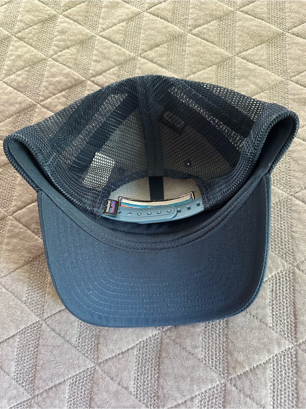 Patagonia Two-Tone Trucker Hat in Teal & Navy - Picture 2 of 4